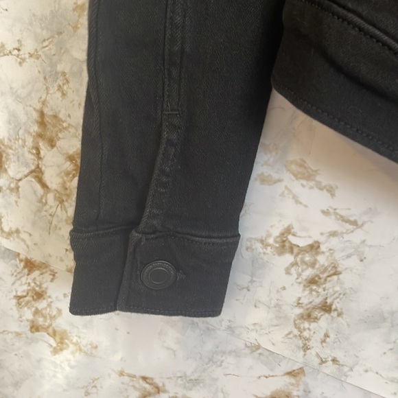 SO Denim Button Up Jacket l SIZE XS - Picture 6 of 9